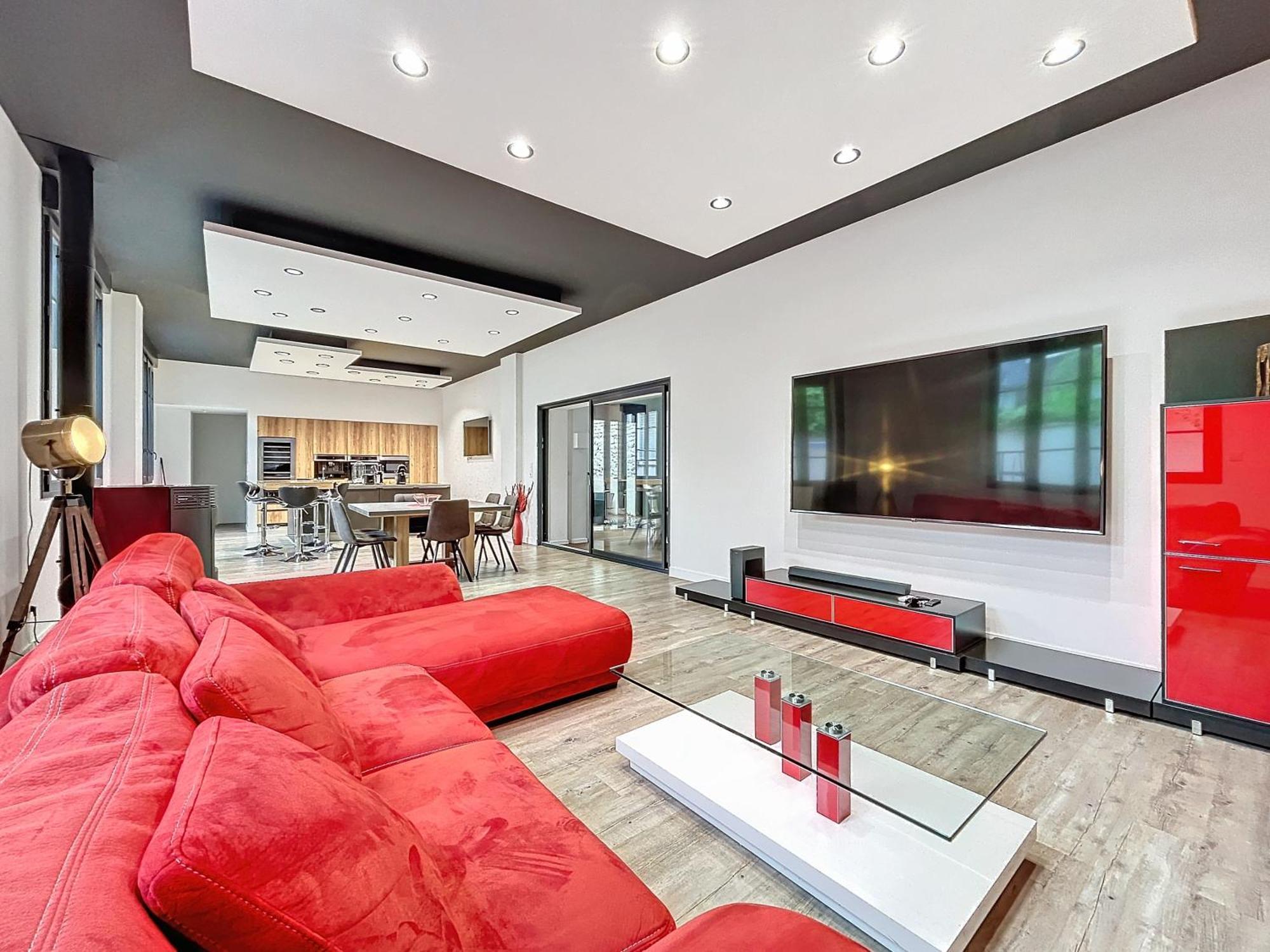 Loft Terrasse Avec Spa Proche Centre Historique Montluçon المظهر الخارجي الصورة